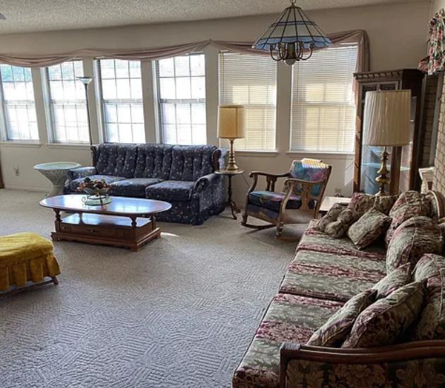 Building Photo - 2022 S High St