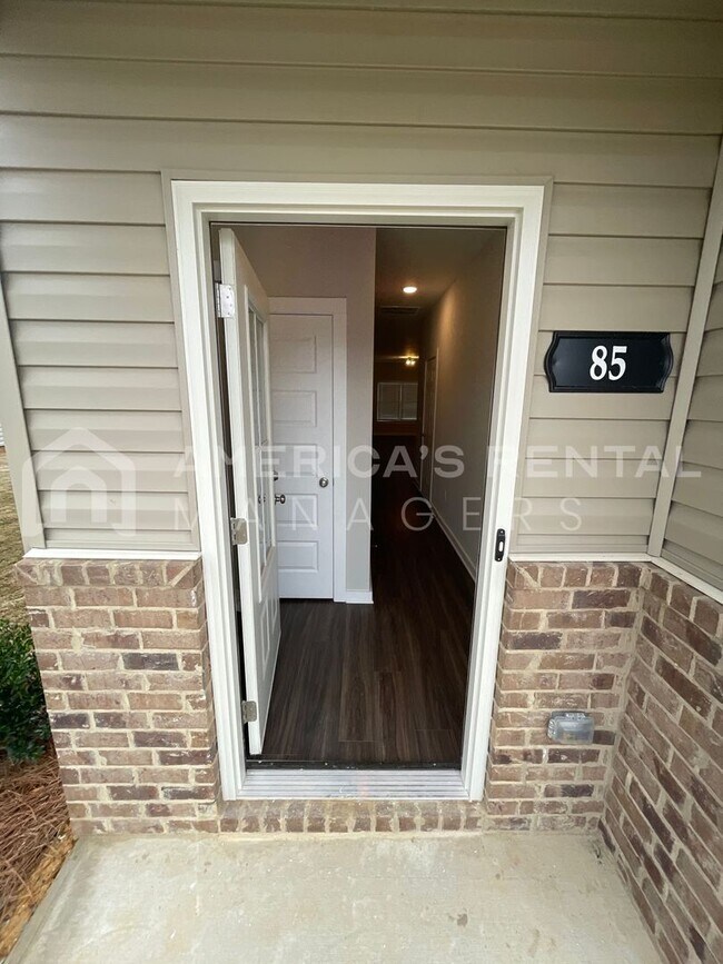Building Photo - Home for Rent in Oak Grove, AL!!! Availabl...