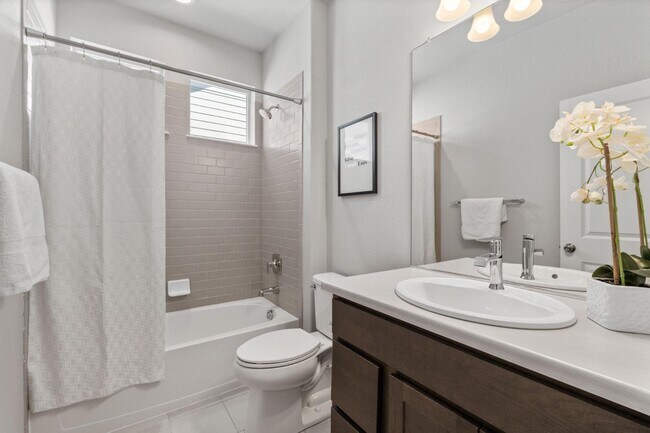 Building Photo - 3975 Ivy Hill Dr