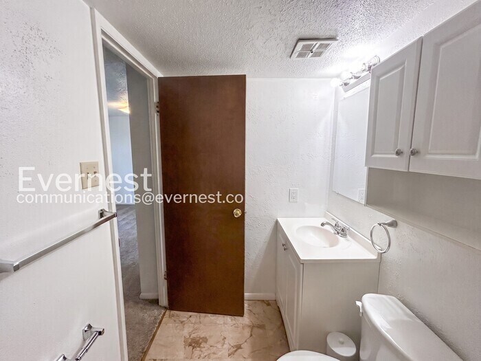 Building Photo - 5402 Trailbend Dr
