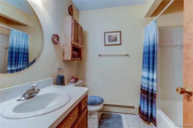 Building Photo - 8976 Lyniss Dr