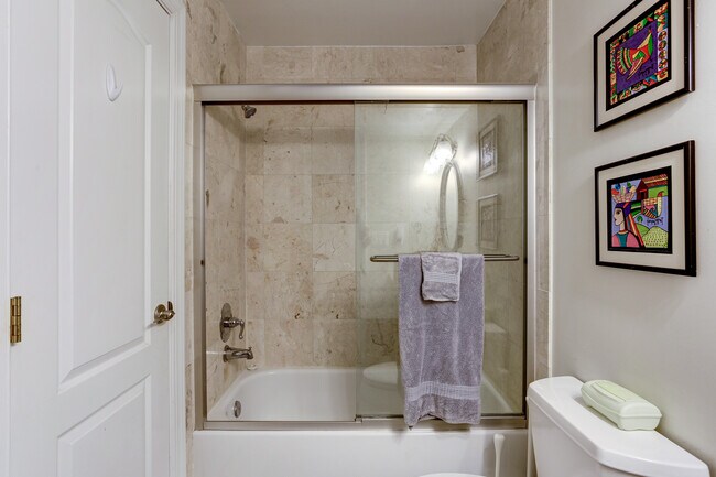 Full Guest Bathroom - 1430 Newton St NW