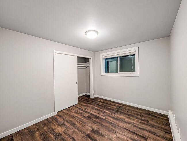Building Photo - 5956 Fauntleroy Wy SW