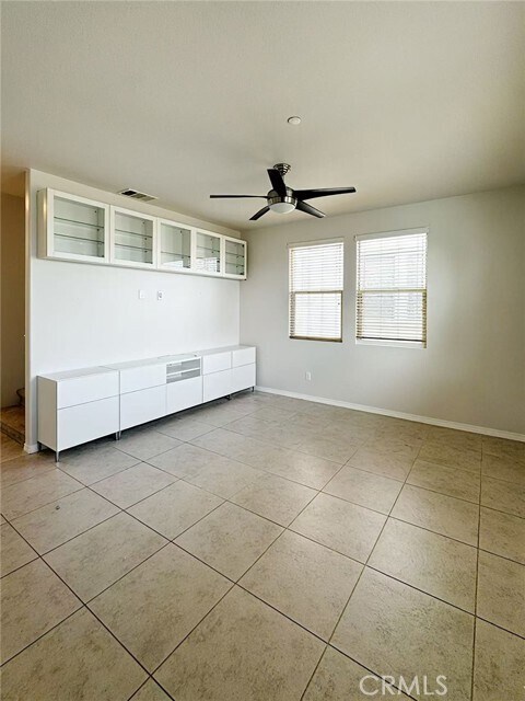 Building Photo - 552 Calle Estrella