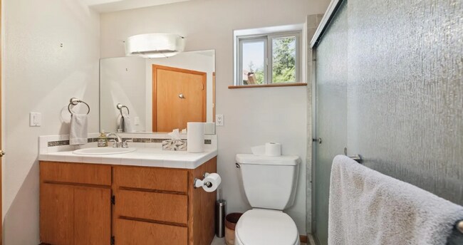 Building Photo - 25151 Pleasant View Dr