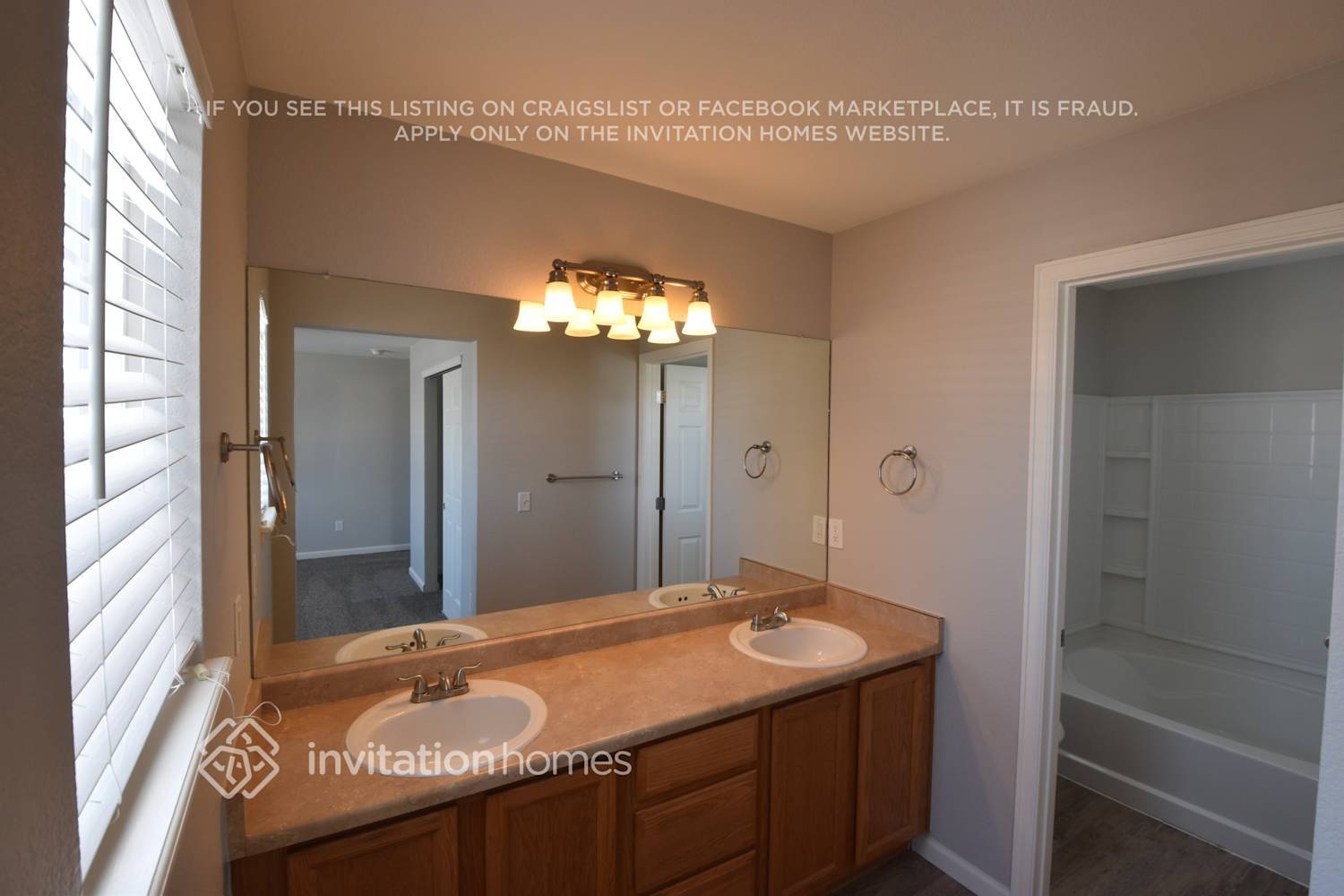 Building Photo - 4209 Beautiful Cir