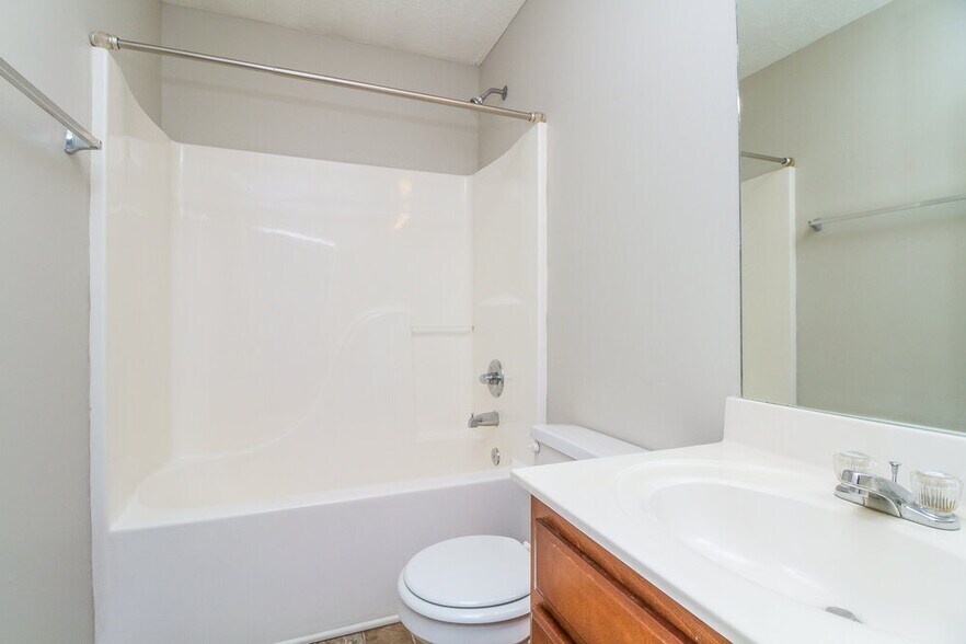 Building Photo - 2627 Sewanee Pl