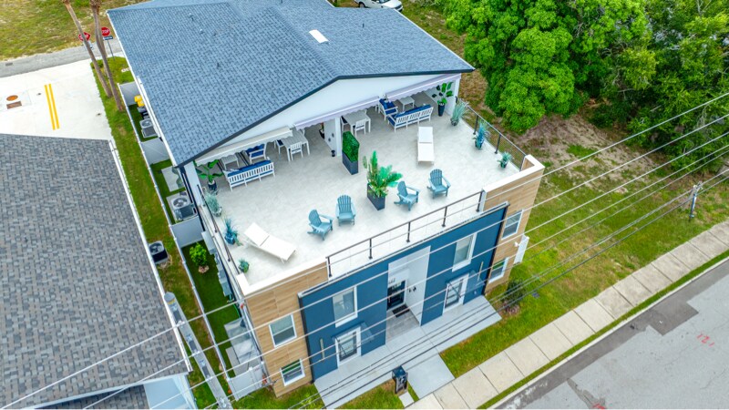 Building Photo - 527 N Garden Ave