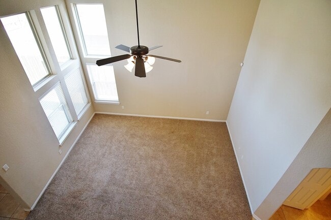 Building Photo - 26834 Henson Falls Dr