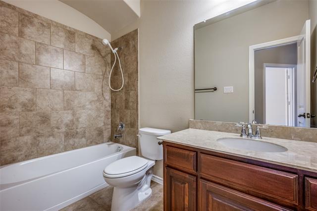 Building Photo - 5901 Longmont Dr