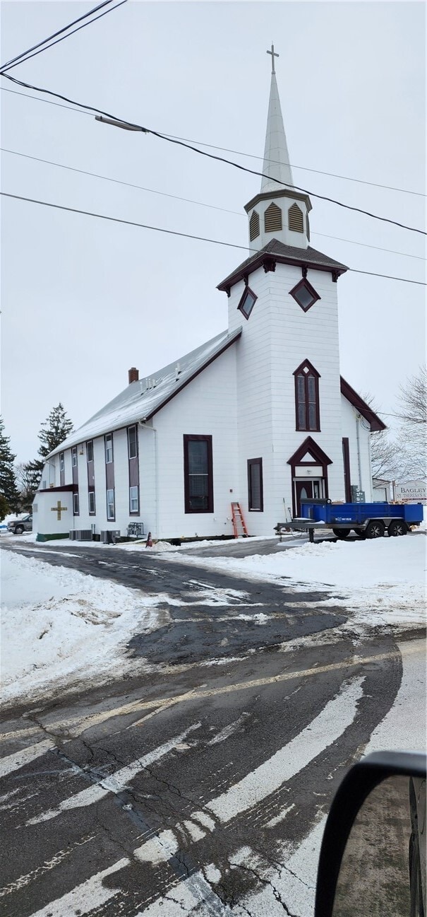 Building Photo - 2054 NY-245