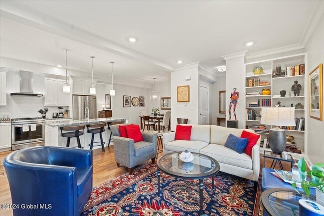 Building Photo - 64 North Ln