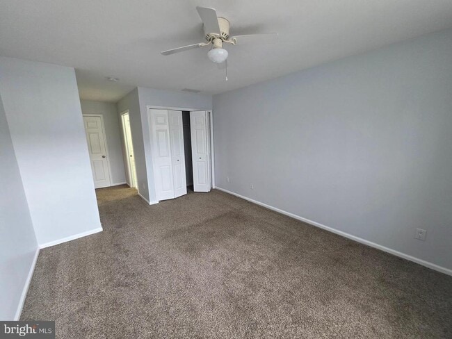 Building Photo - 2602 Saxony Dr