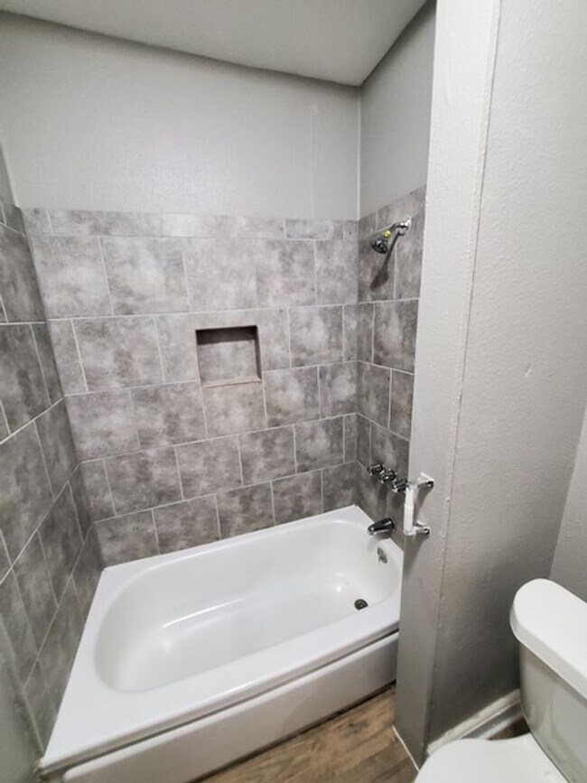 Building Photo - Schertz 3 bedroom 2 bath