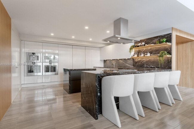 Building Photo - 4701 Meridian Ave