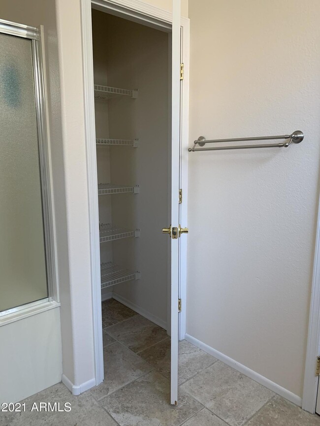 Building Photo - 15136 W Corral Dr