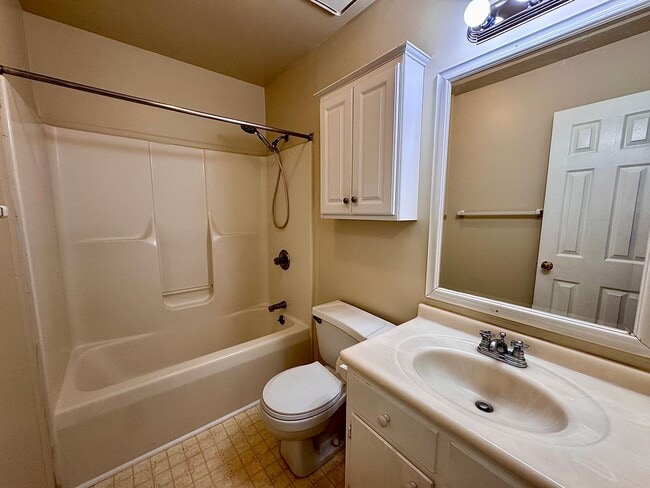 Building Photo - Location, Community, & Quality Living. It Starts Here in this 2 Bedroom Duplex!
