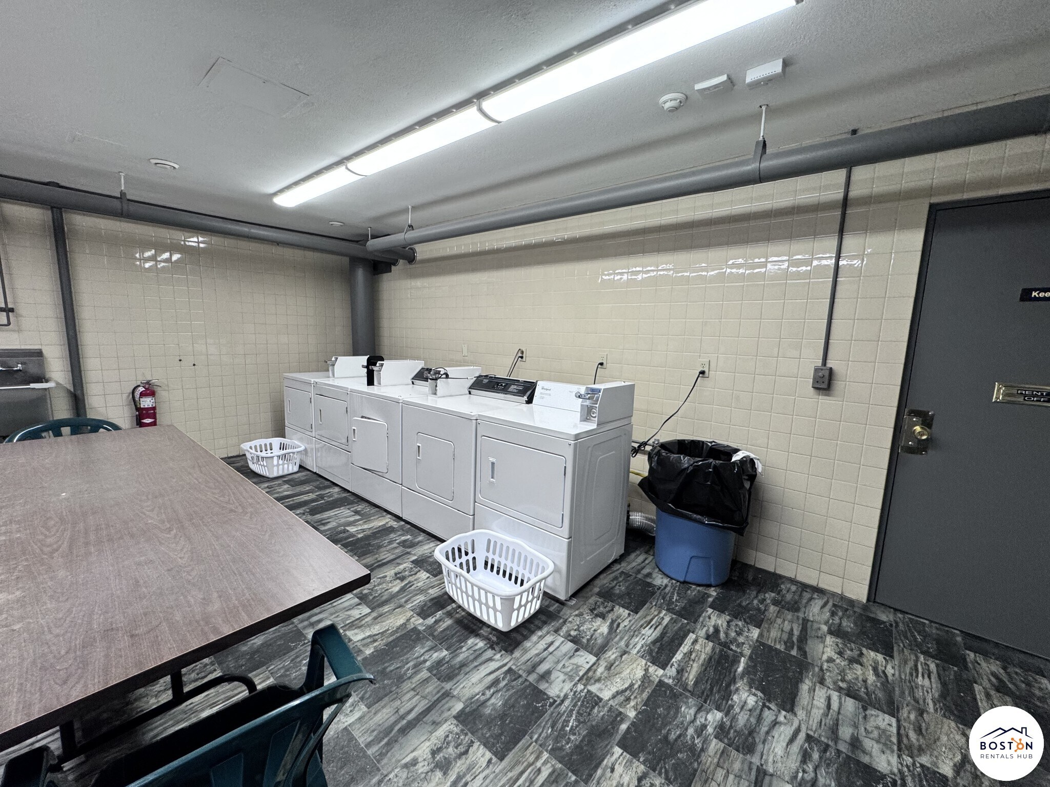 Building Photo - 132 Chiswick Rd