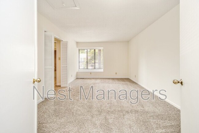 Building Photo - 503 Cypress Trace Dr