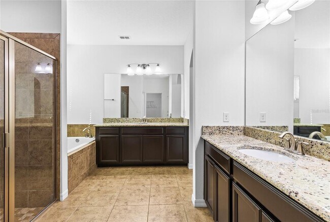 Building Photo - 14978 Fells Ln