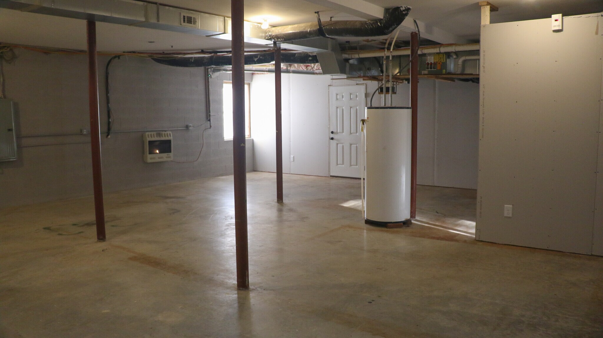 Basement - 138 Cullen Ln