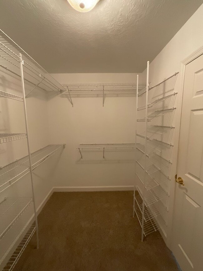 Building Photo - 4196 Aerie Cir