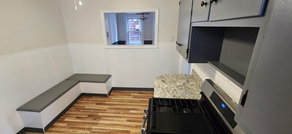 Building Photo - 104 Beaumont Pl