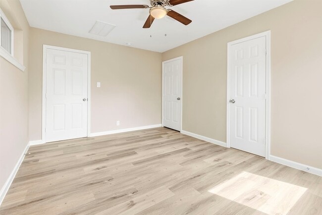 Building Photo - 10615 Clematis Ln