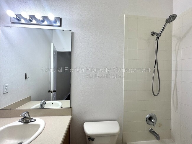 Building Photo - 10832 Savannah Wood Ct