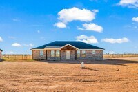 Building Photo - Country Living In Roosevelt ISD!