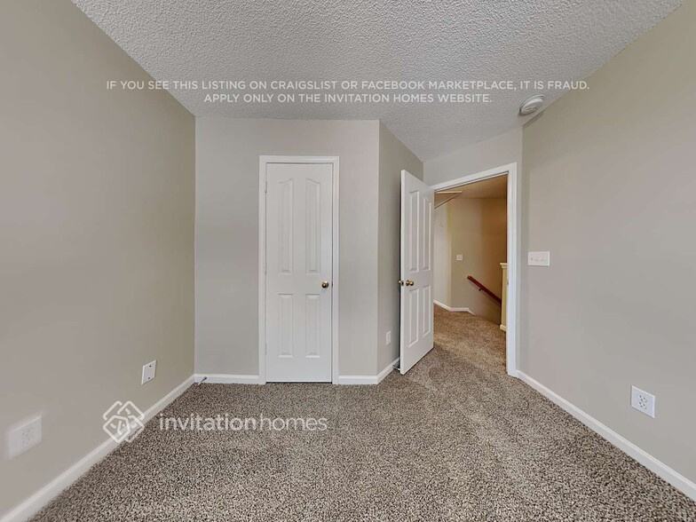 Building Photo - 10810 Azure Valley Pl