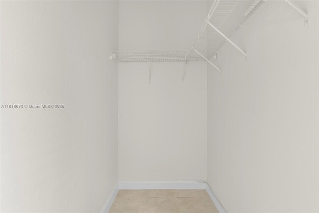 Building Photo - 9341 SW 171st Ct