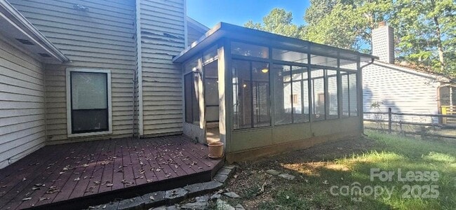 Building Photo - 3738 Sweetgrass Ln