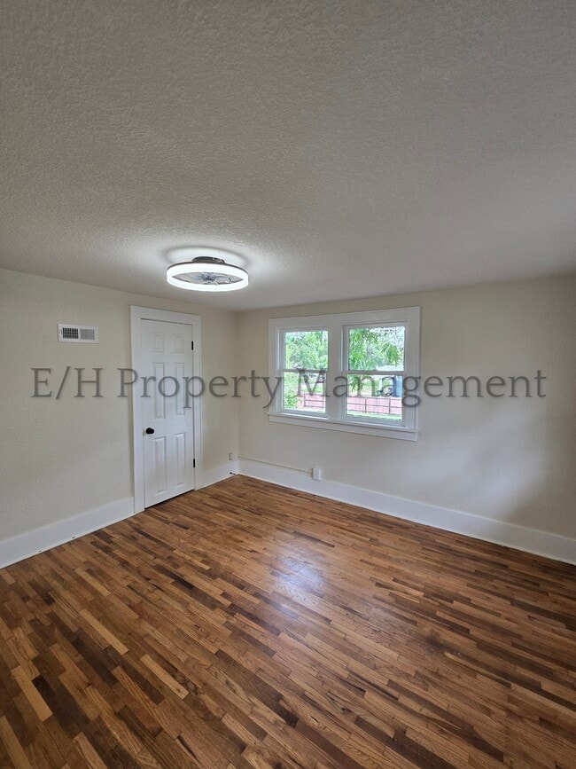 Building Photo - 244 N Athenian Ave