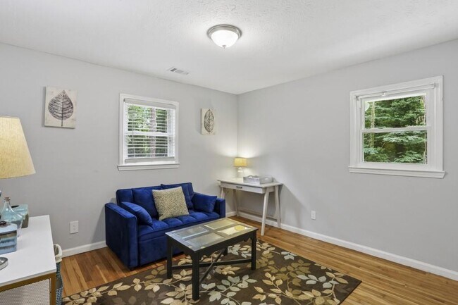 Building Photo - 2891 White Oak Dr