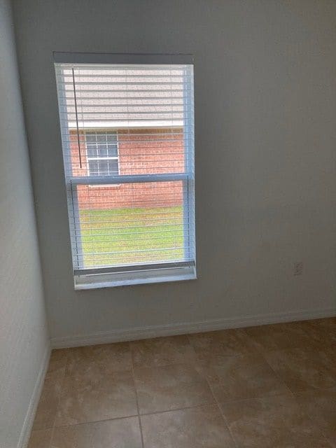 Building Photo - 44 Karat Path