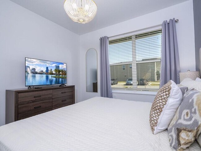 Building Photo - 8956 Takeaway Wy