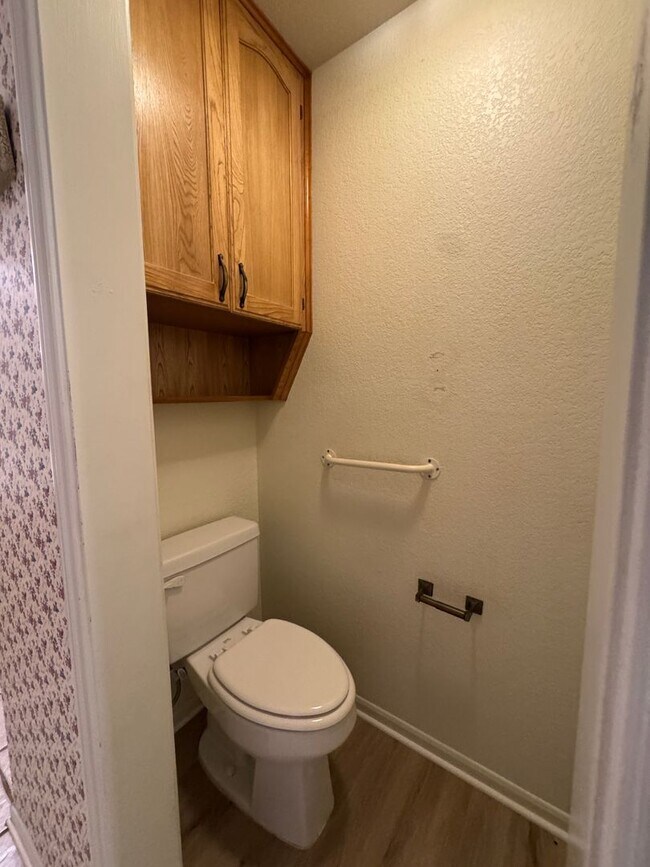 Building Photo - Charming 3-bedroom, 2-bath home offering peaceful country living on just under an acre.