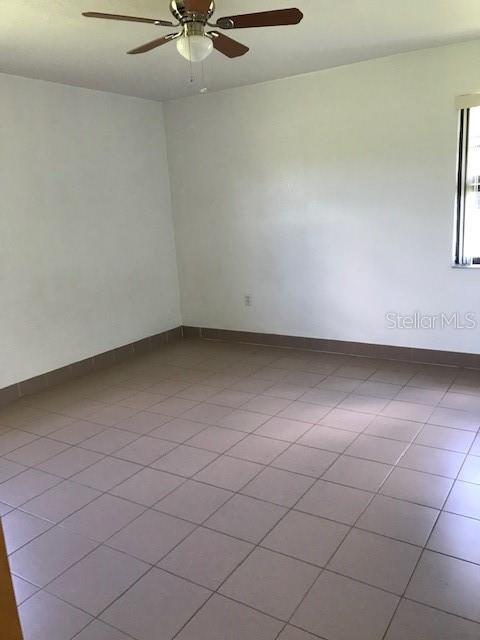 Building Photo - 25385 Sandhill Blvd