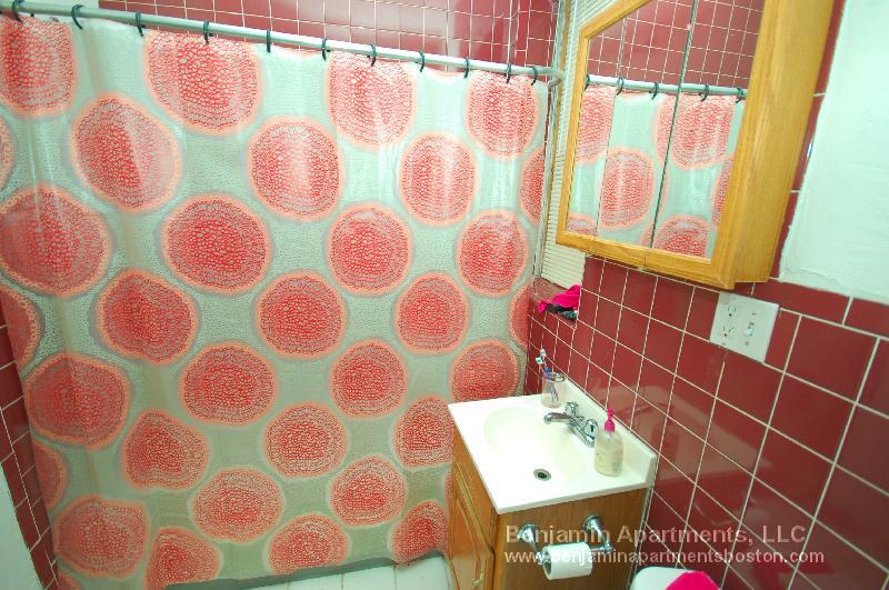 Building Photo - 883 Huntington Ave