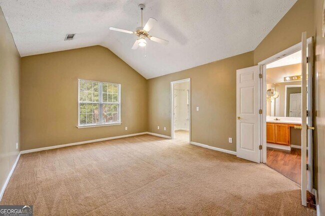 Building Photo - 4392 Windmoor Dr NW