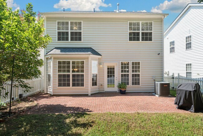 Building Photo - 1411 Crimson Creek Dr