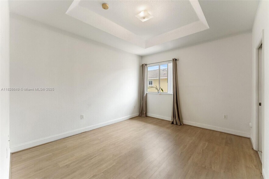 Building Photo - 18032 NW 74th Ct