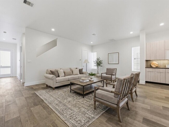 Building Photo - 2216 Cortijo Pl