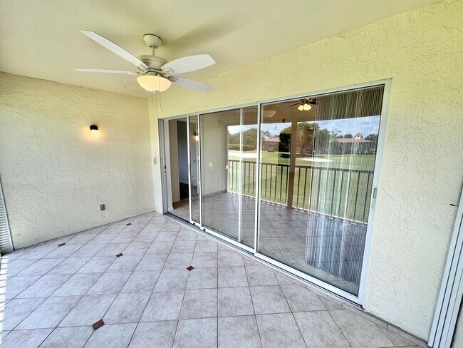 Building Photo - ** ROYAL WOOD ** 2 + DEN / 2 BATH - CONDO ...