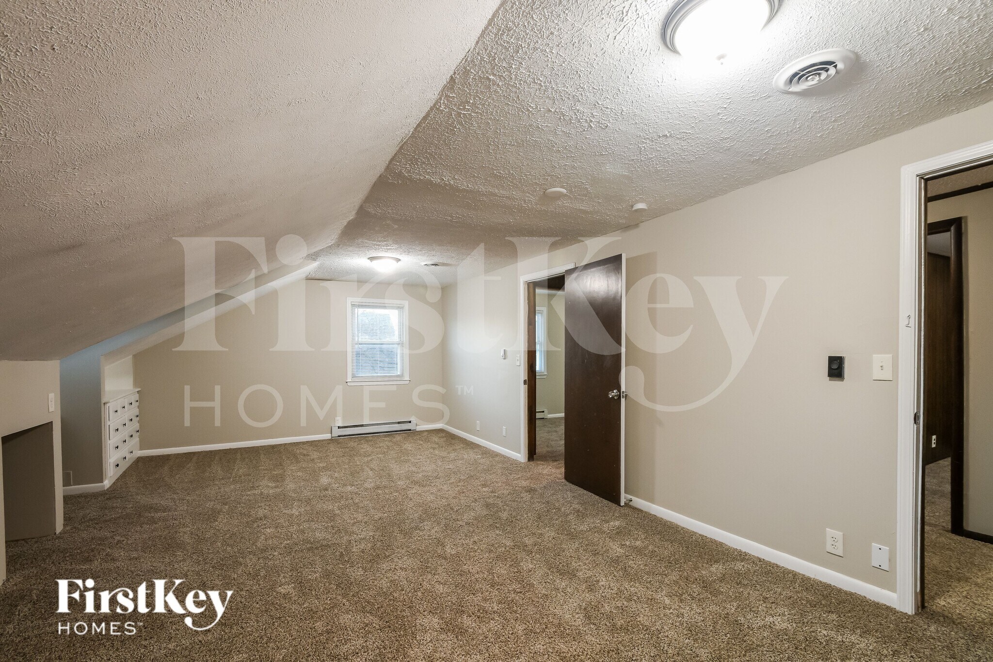 Building Photo - 7702 E 46th St