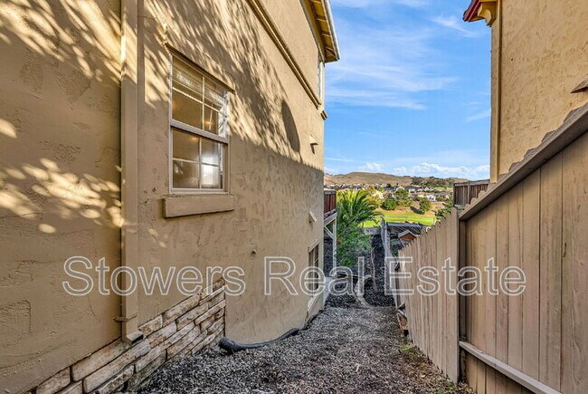 Building Photo - 6044 Claret Ct