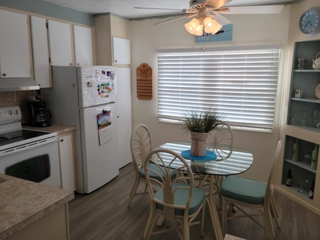 Building Photo - 6623 Arizona St