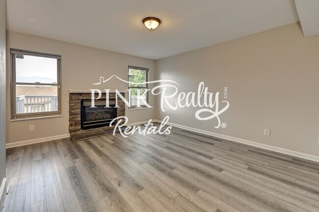 Building Photo - 5070 Hopkins Dr