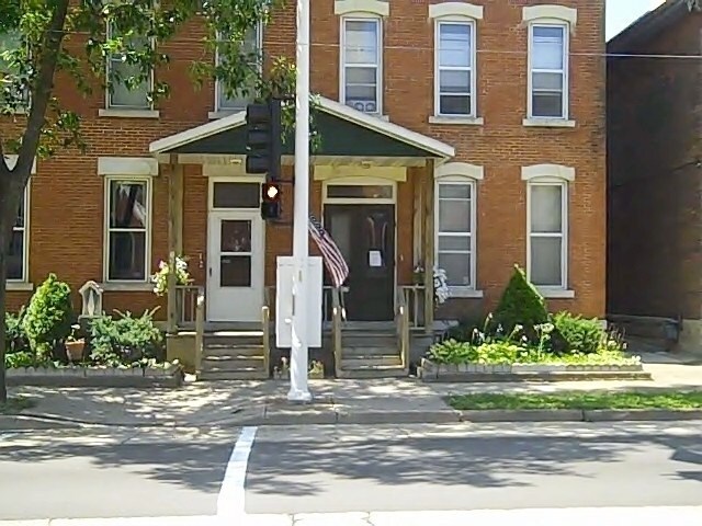 Building Photo - 1557 White St